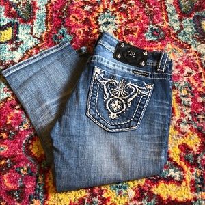 Miss Me “crop” capris!